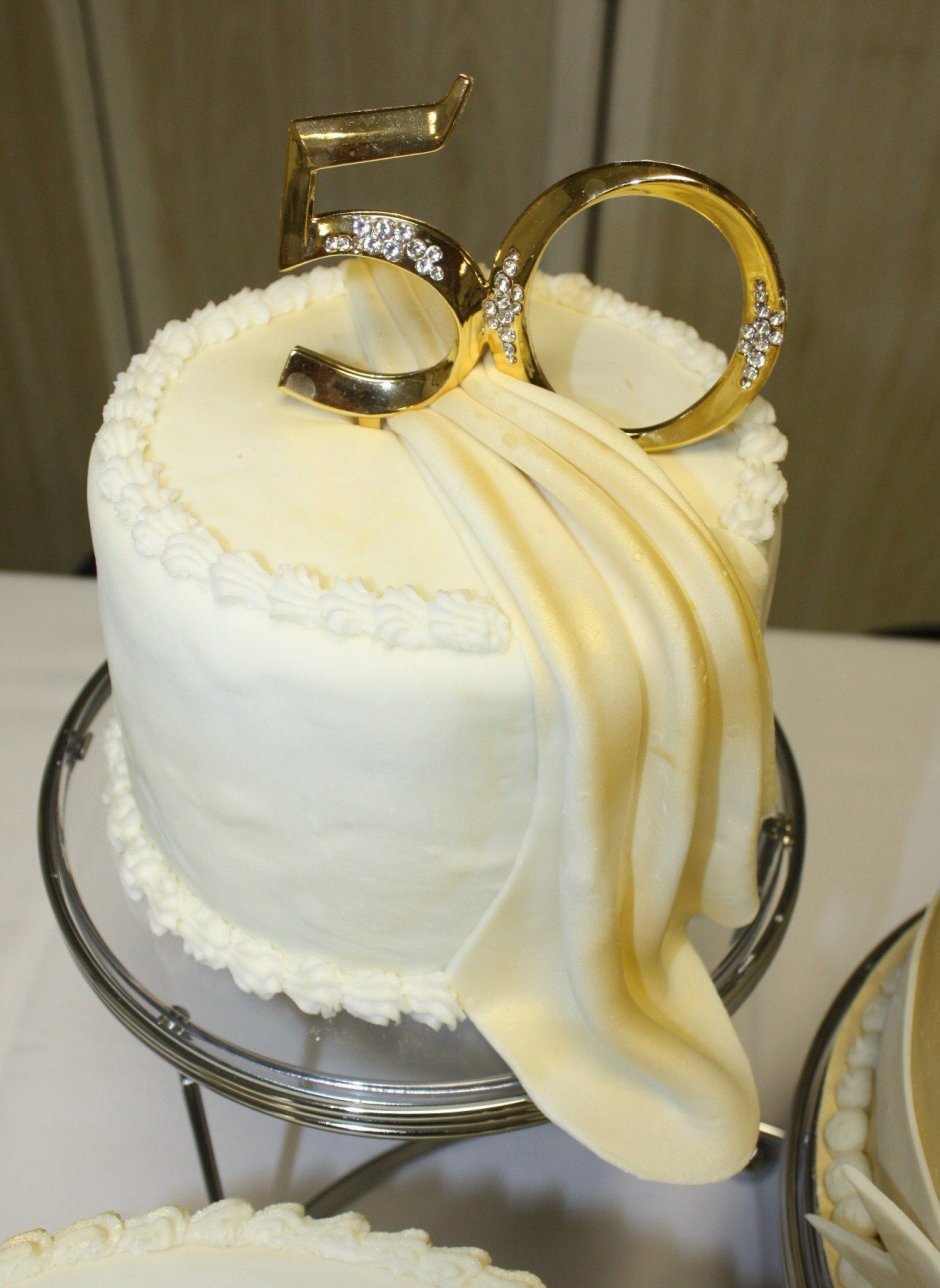 Свадебный торт на 20 лет