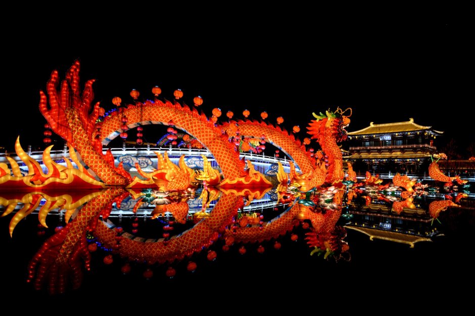 Китайский новый год украшенные улицы