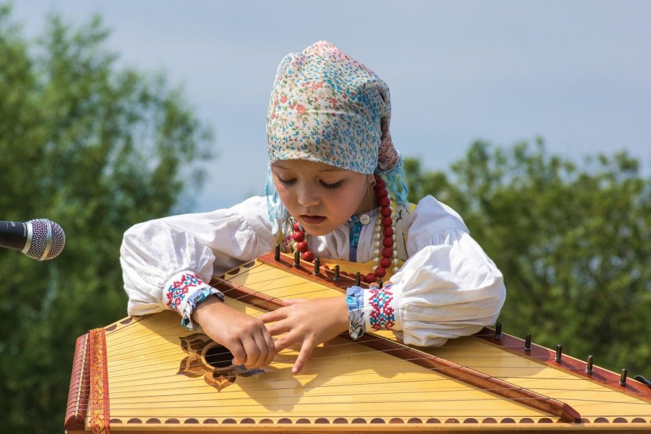 Гусли народный инструмент