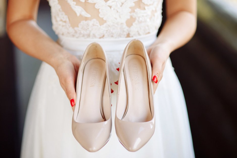 Туфли невесты в стиле шебби Шик фото