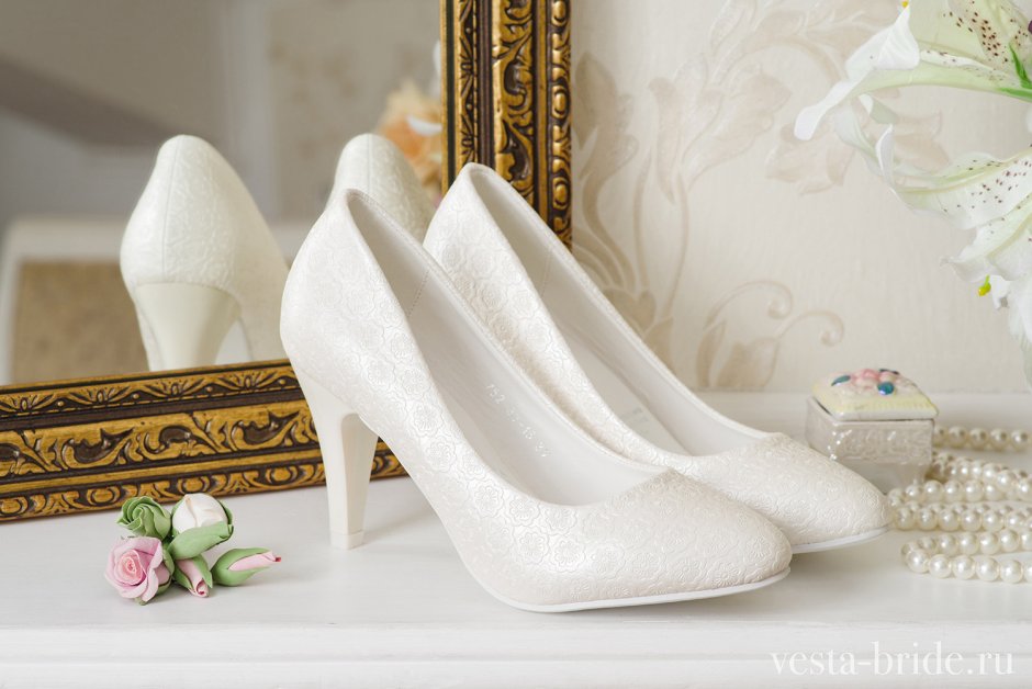 Белая обувь для невесты