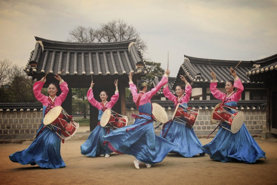 Корейский национальный праздник Чхусок