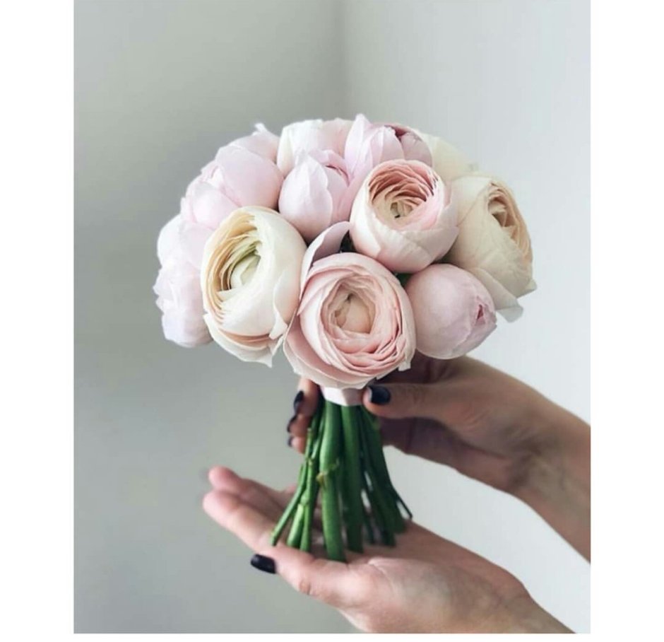Пионовидная роза свадебный букет