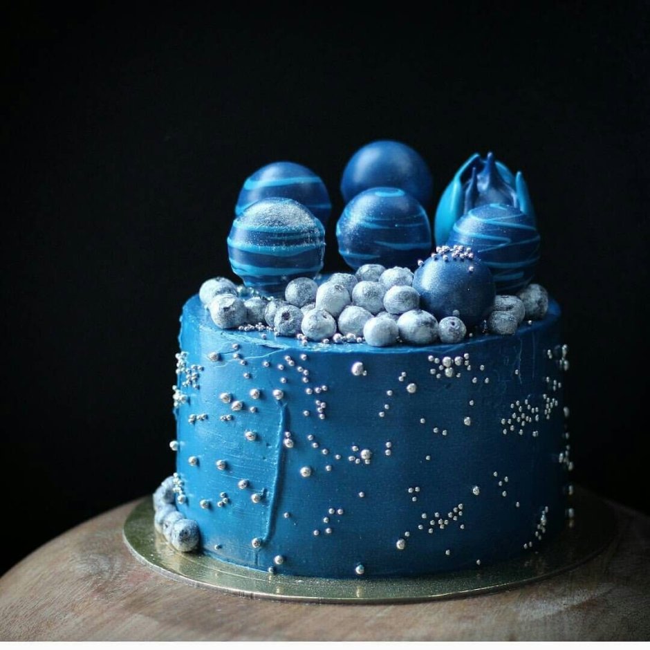 Синий мужской торт