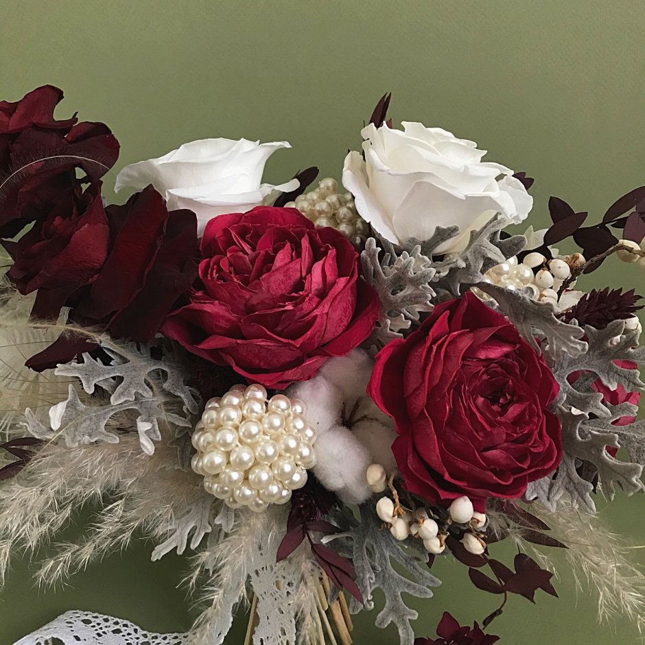 Букет невесты из стабилизированных цветов