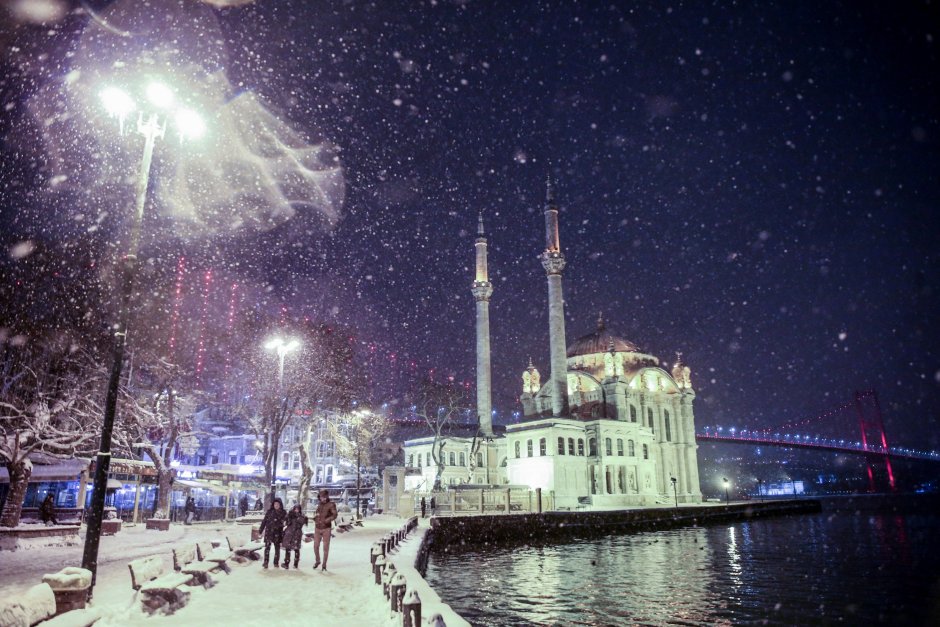 Снег в Стамбуле