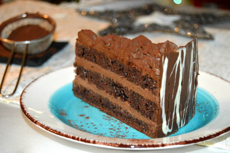Торт шоколадный бисквит с кремом чиз
