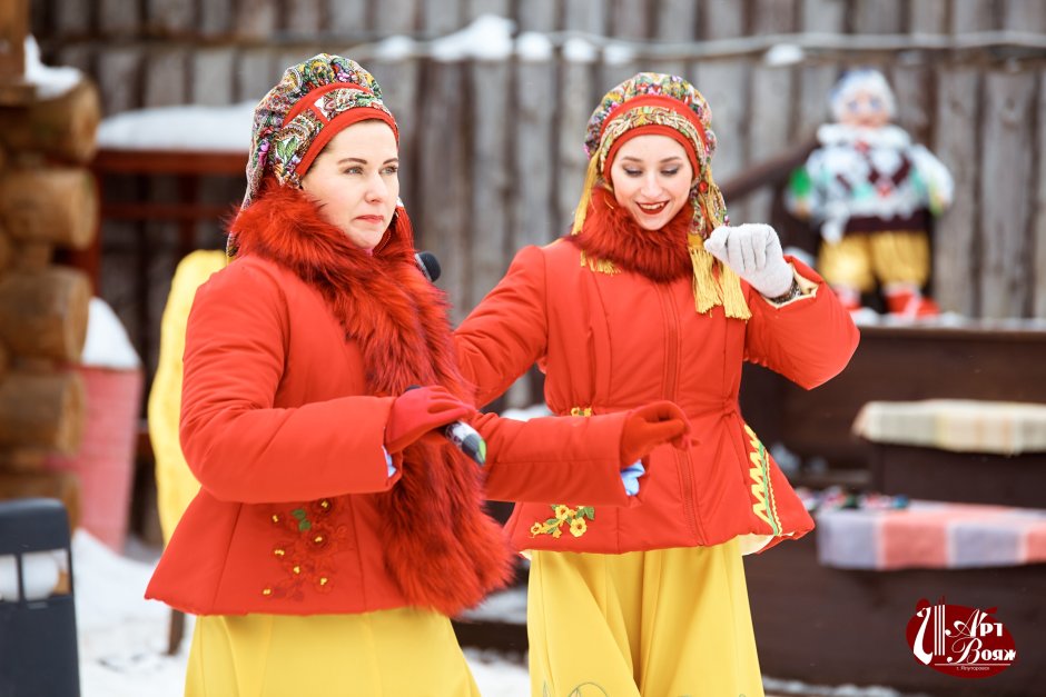 Мастерская старинных кукол в Остроге Ялуторовска