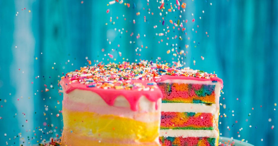Радужный торт фон