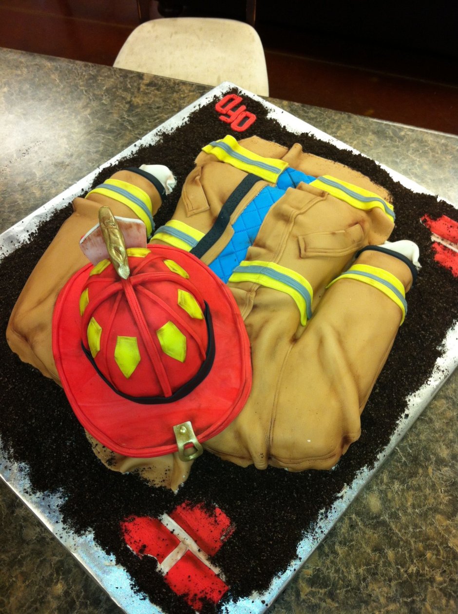 Торт для пожарного спасателя