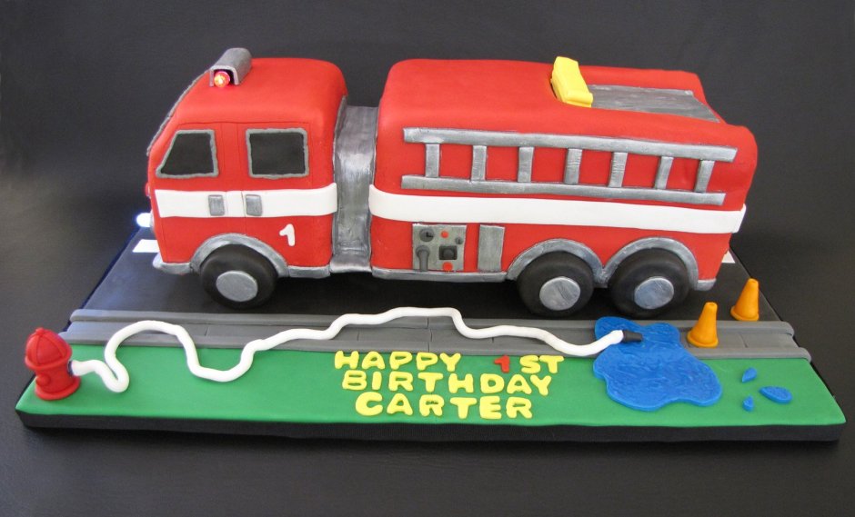 Торт Финли пожарная машина