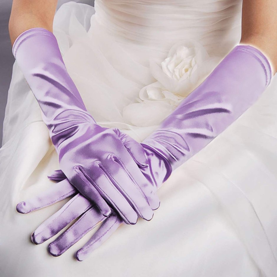 Свадебное платье с перчатками длинными