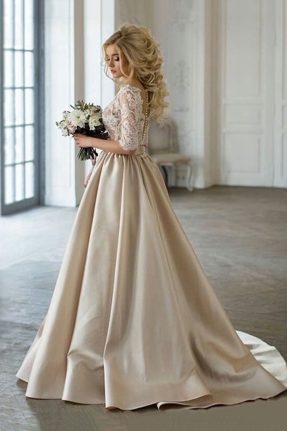 Платье белое свадебное длинное
