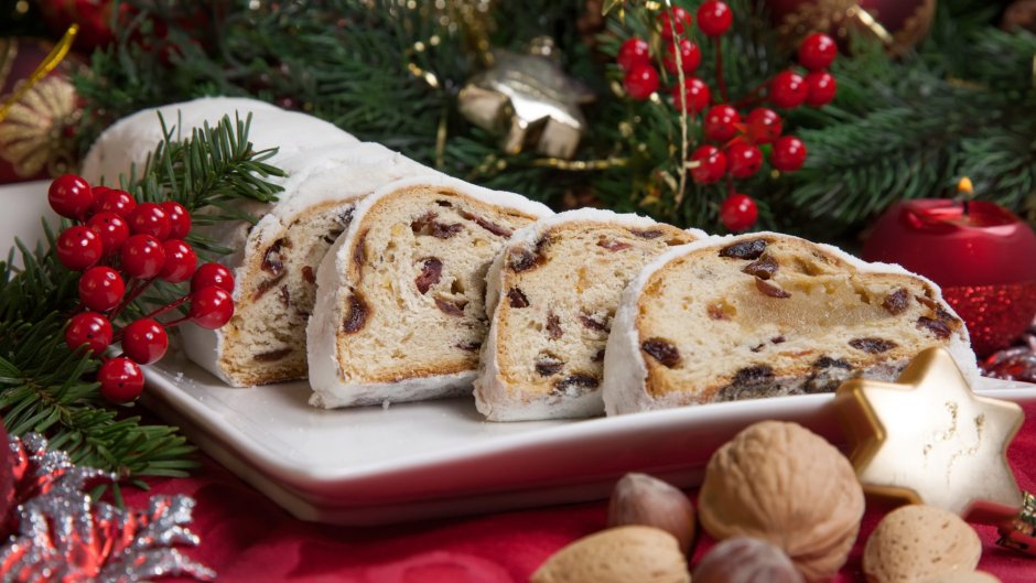 Рождественский кекс Stollen