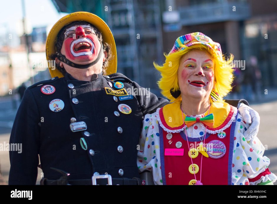 Протест клоунов