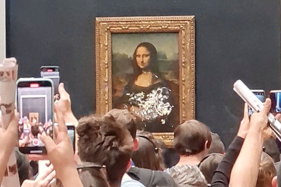 Беспорядки в музее Лувр Мона Лиза
