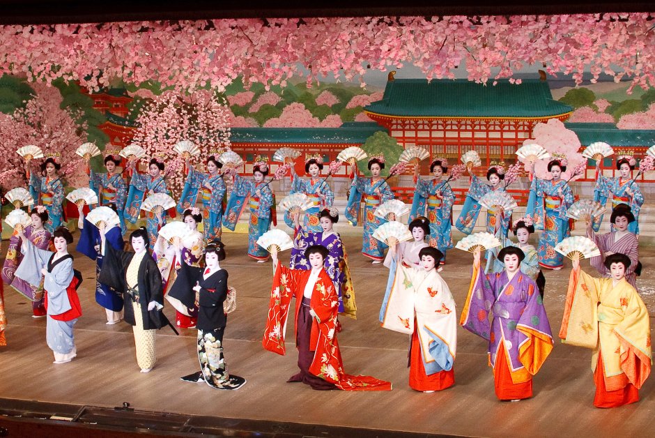 Фестиваль танца «Мияко Одори» (Miyako Odori) - Япония