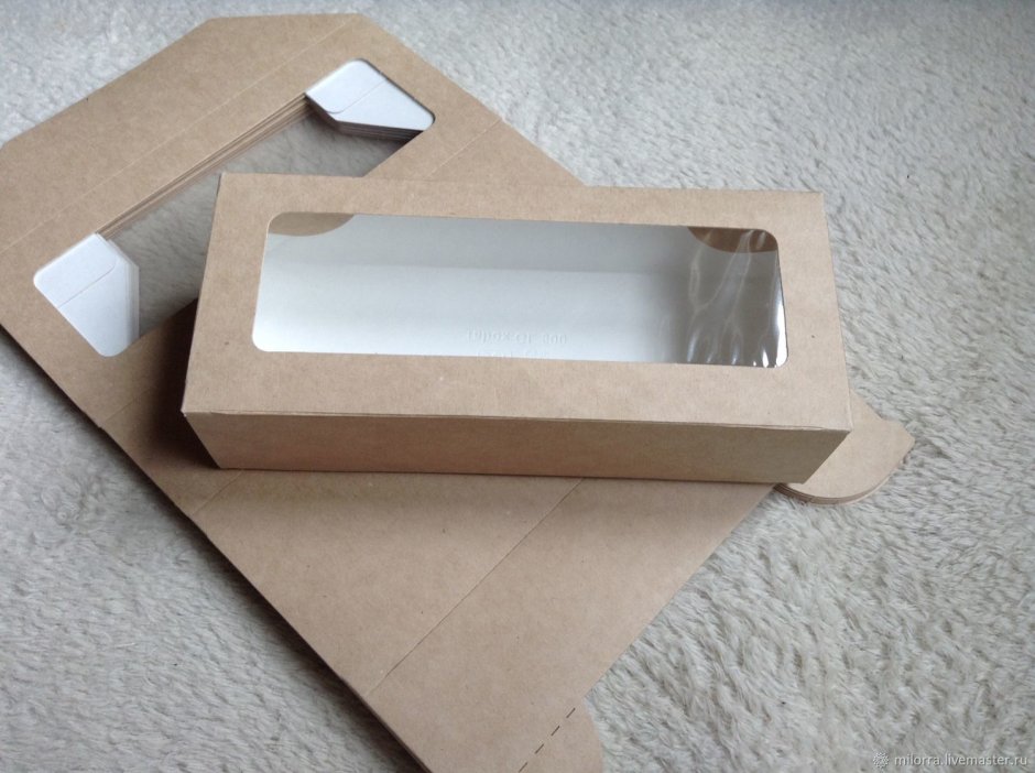 Самосборная коробка с окном 10х10х10 см
