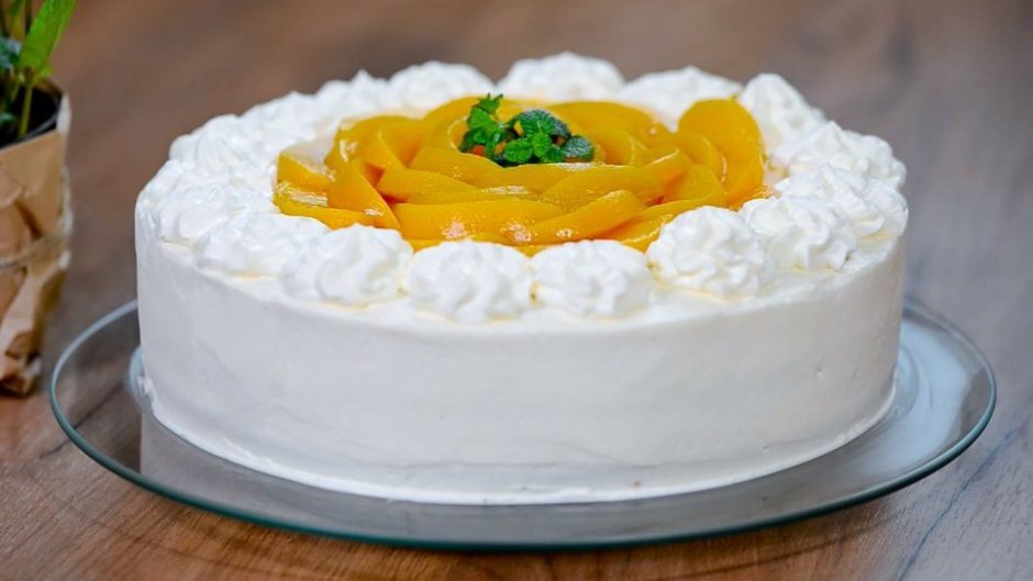 Персиковый торт с маковыми коржами