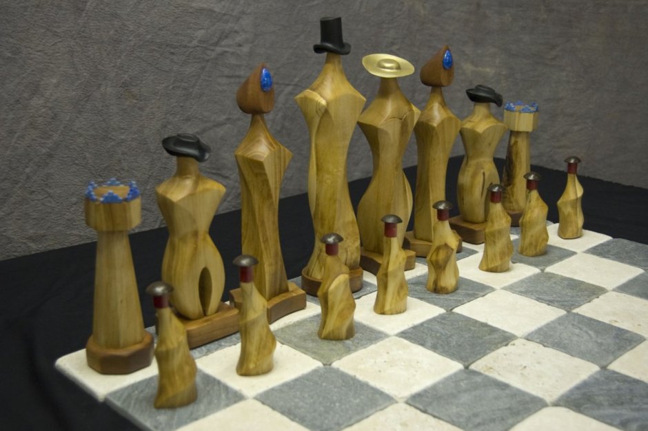 Шахматные фигуры дизайнерские