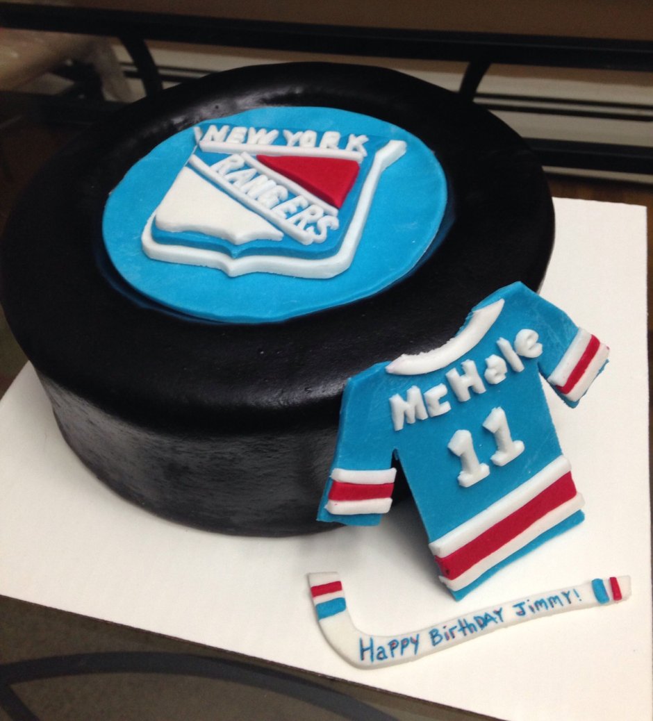 Декор торта для хоккеиста