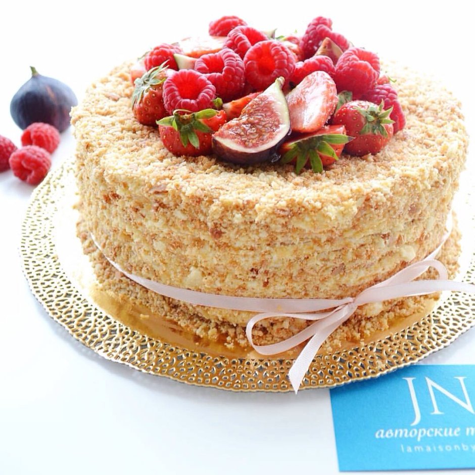 Торт Наполеон на день рождения