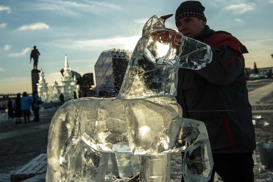 Парк ледовых скульптур в Москве