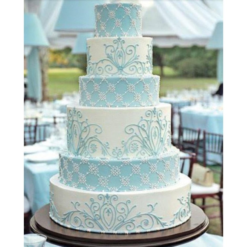 Свадебный торт в голубых тонах
