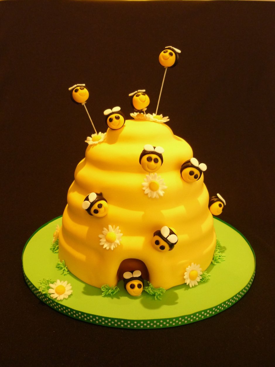 Украшение торта Пчёлками