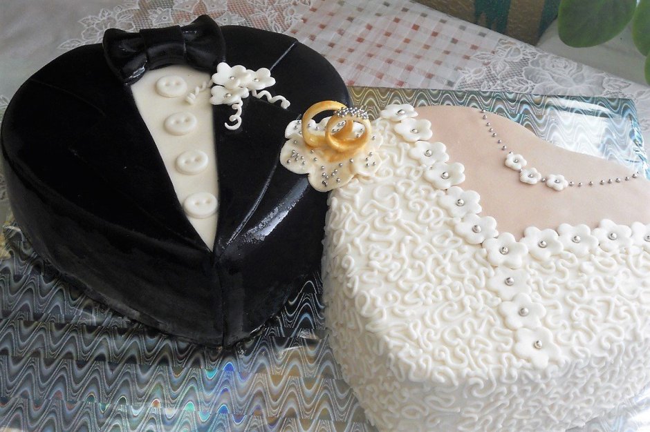 Свадебный торт одноярусный сердце