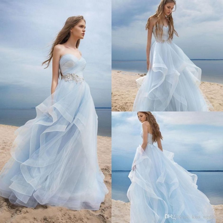Свадебное платье с синим поясом