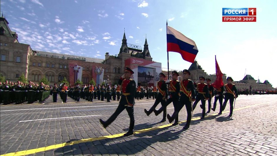 Вынос Знамени Победы на красной площади