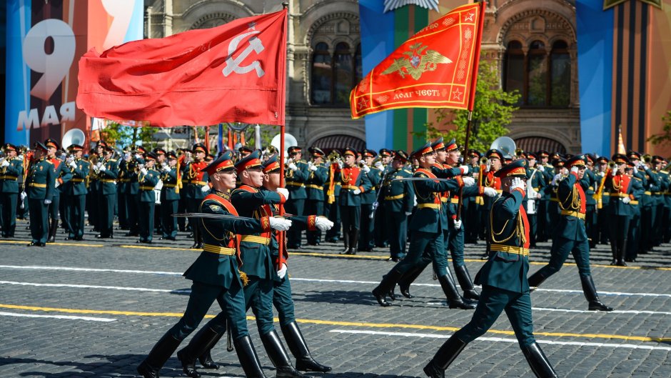 Вынос Знамени Победы на красной площади 2020