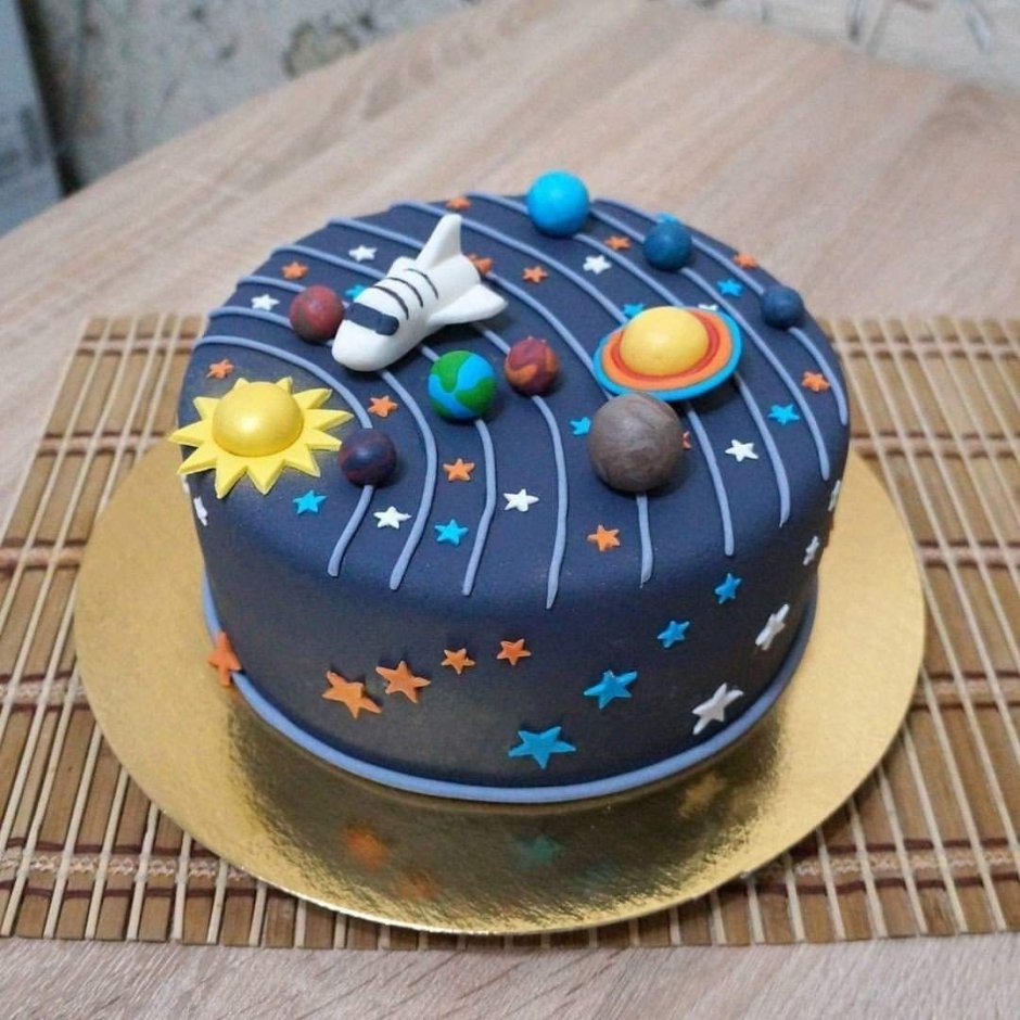 Украшение торта для мальчика космос