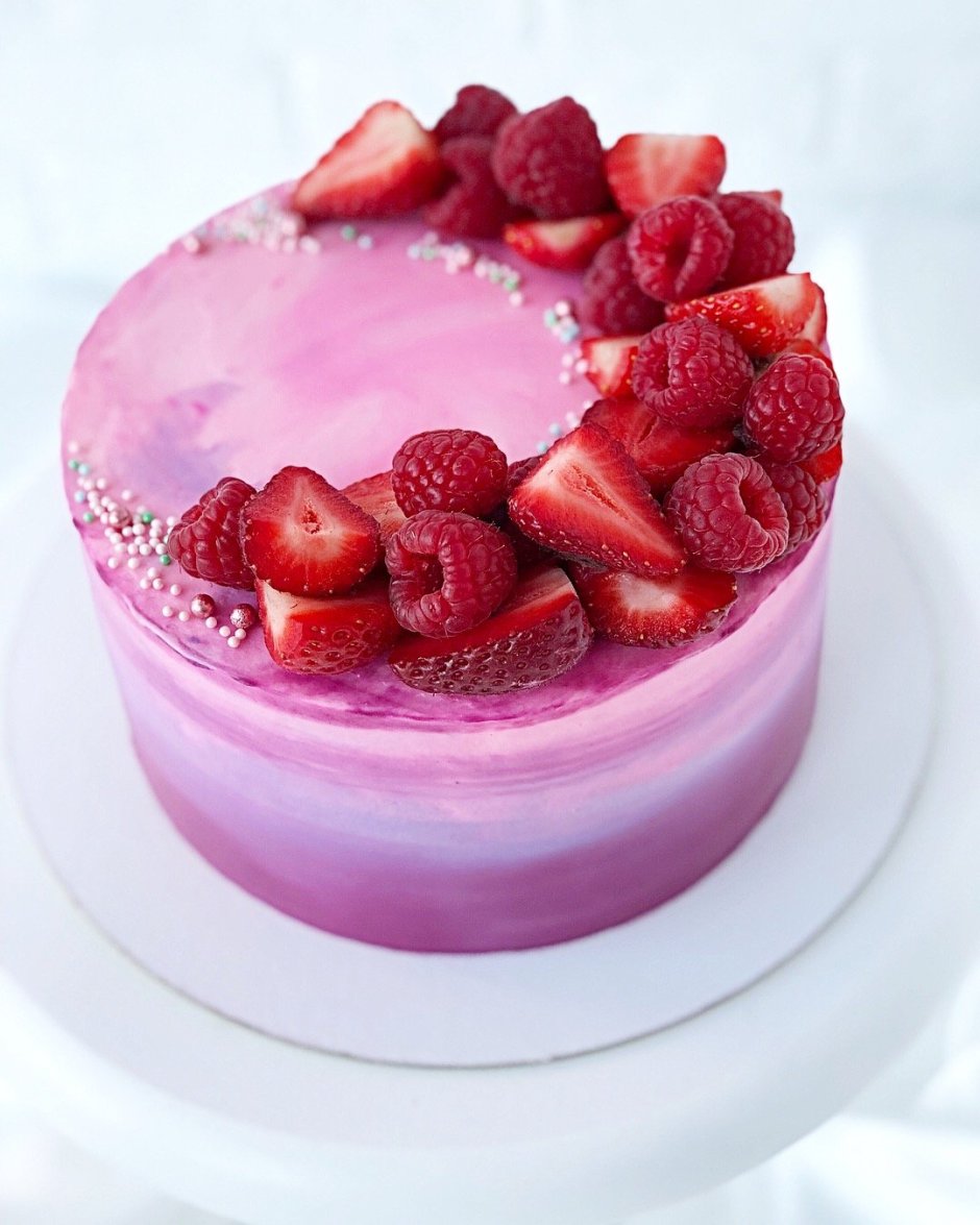 Торт розовый бархат