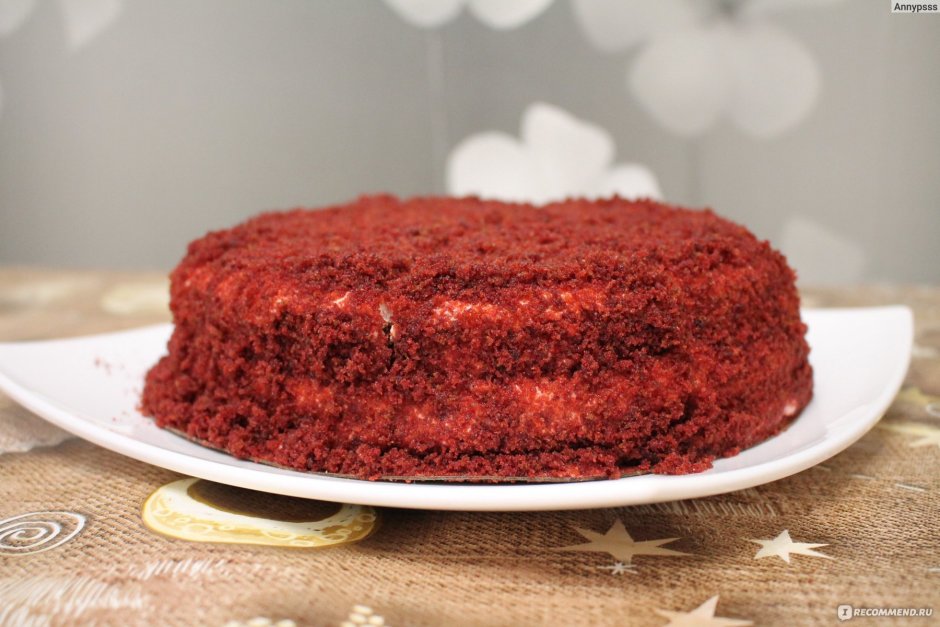 Украшение торта красный бархат к 8 марта