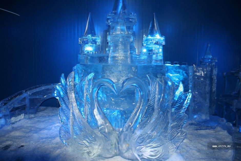 Ледяной замок Деда Мороза Великий Устюг