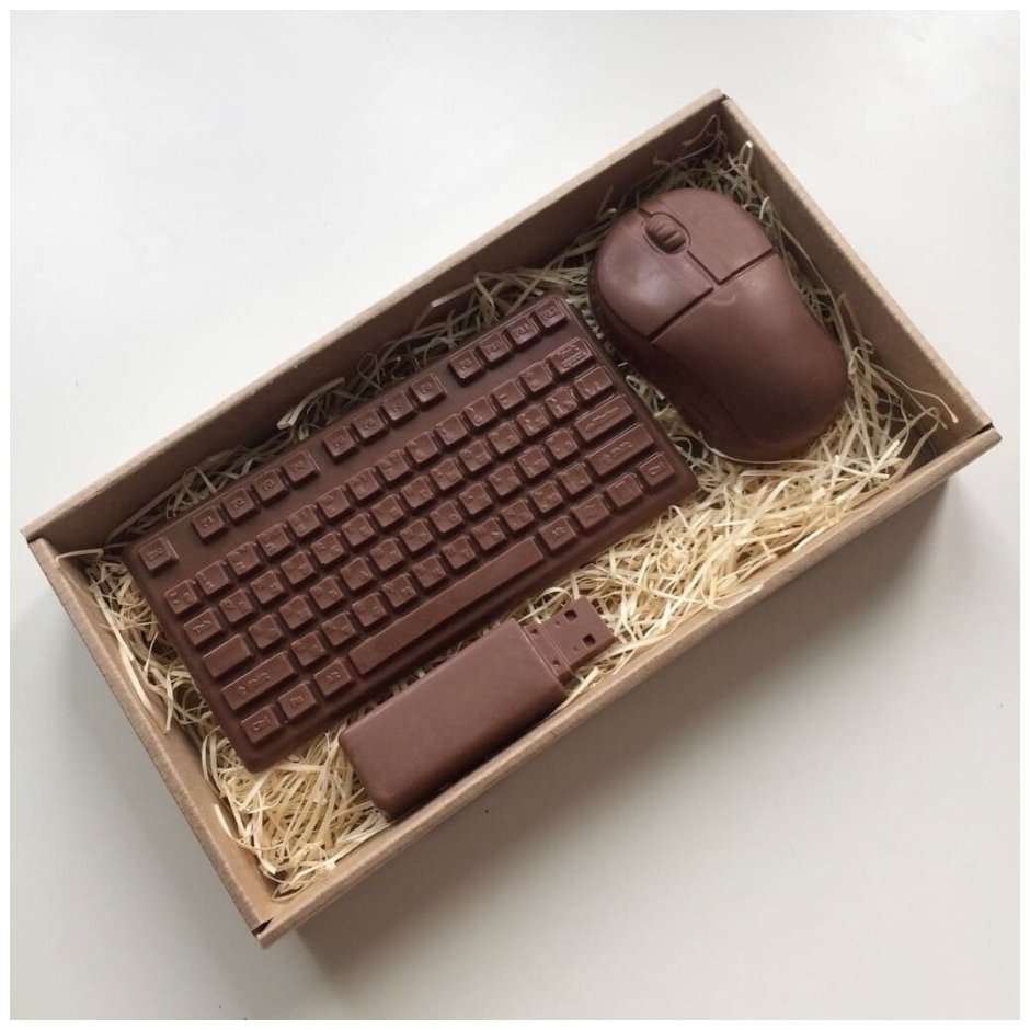 Клавиатура из шоколада