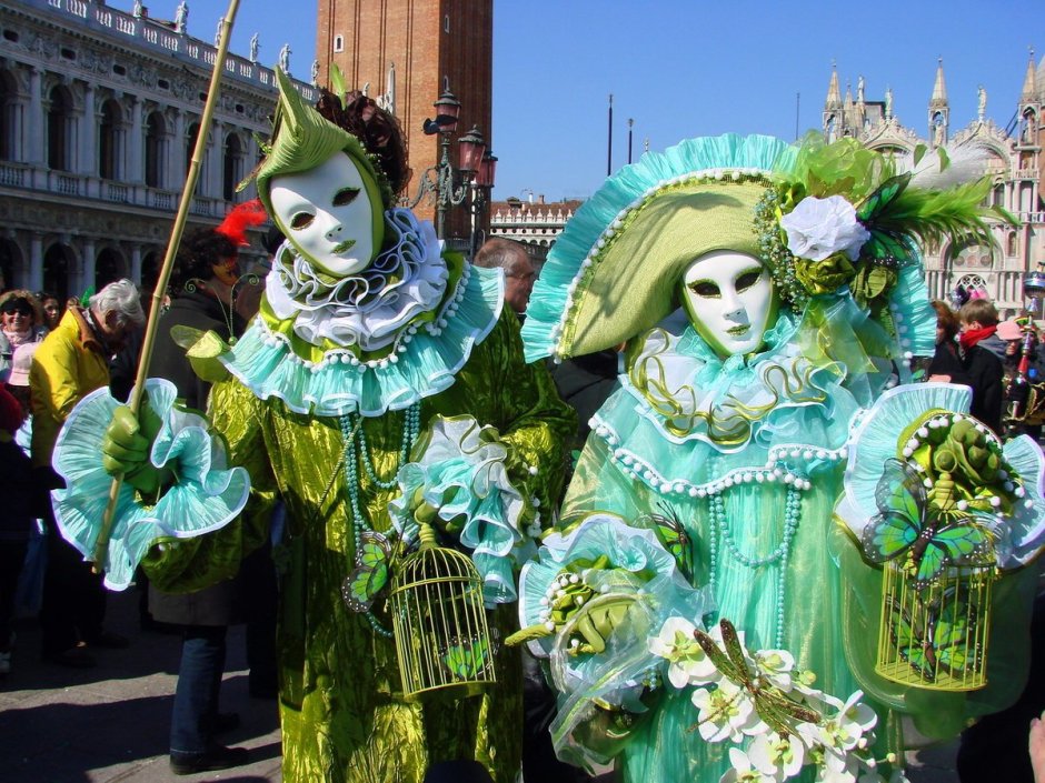 Венецианский карнавал парад гондол