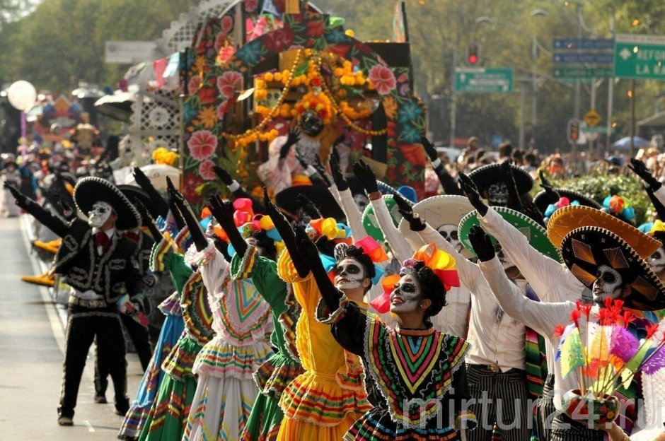 Фестиваль день мертвых в Мексике