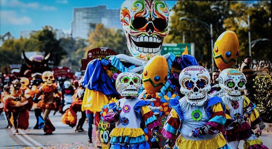 Картина шествие мексиканцев