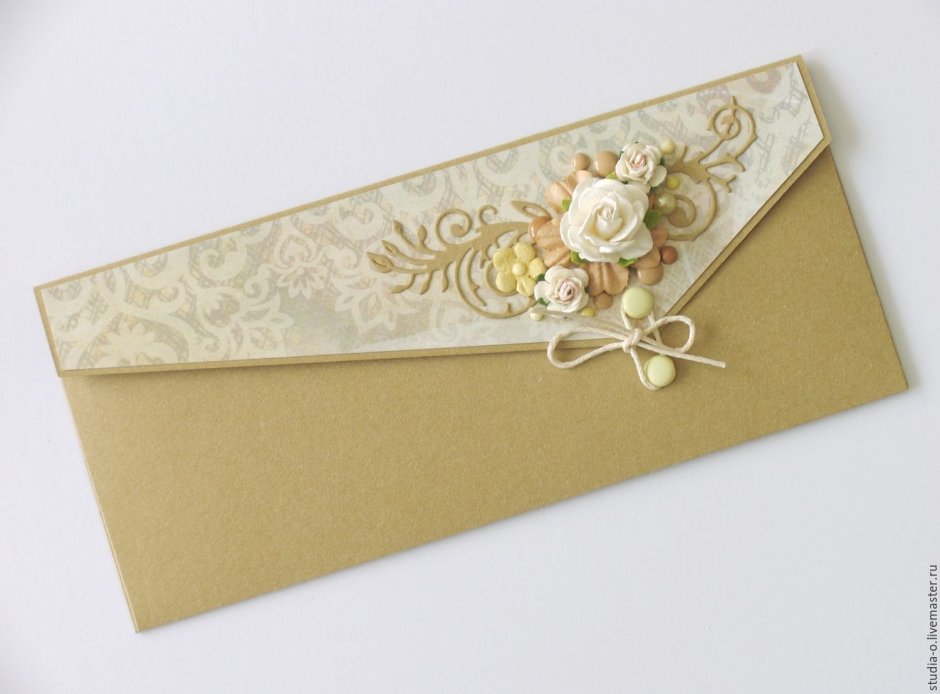Украсить свадебный конверт