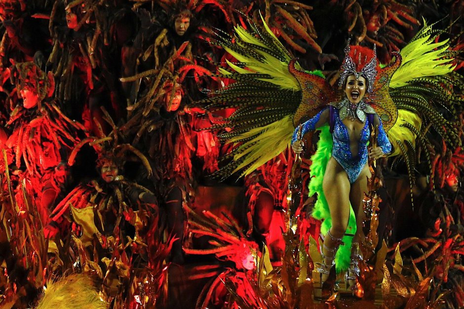 Фотозона бразильский карнавал