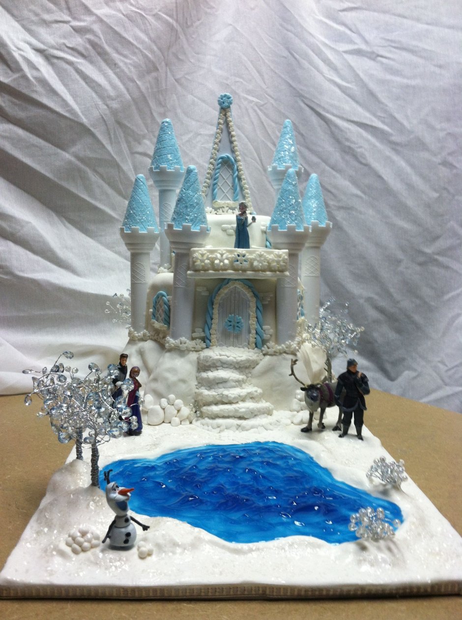 Торт снежный замок