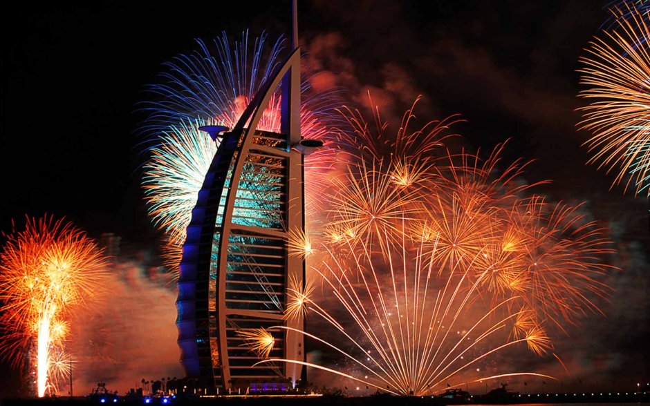 Новогодний салют в Дубае