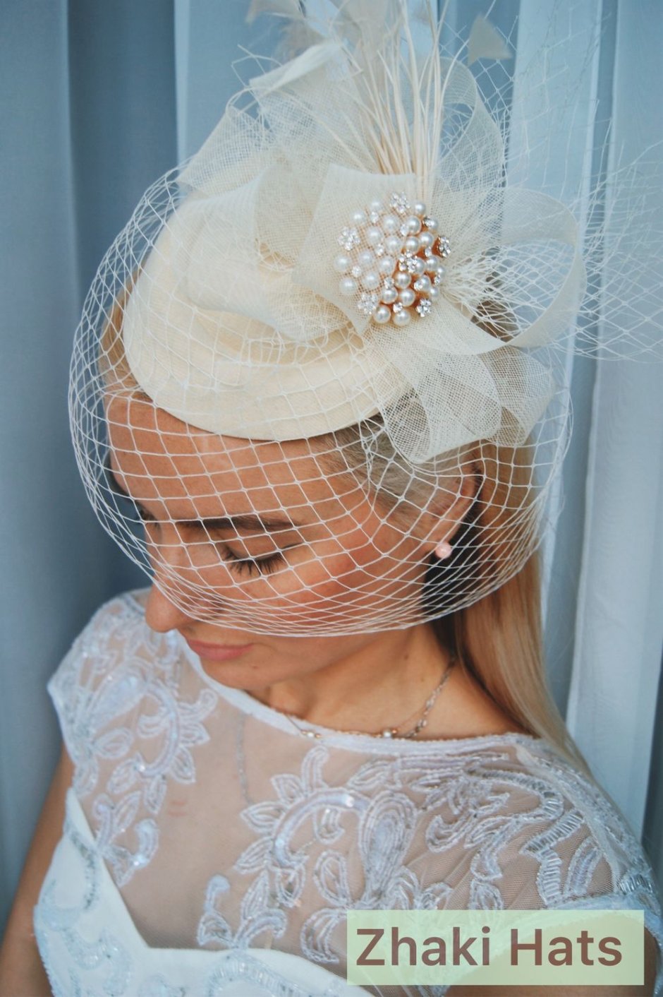 Свадебные шляпки для невесты с вуалью
