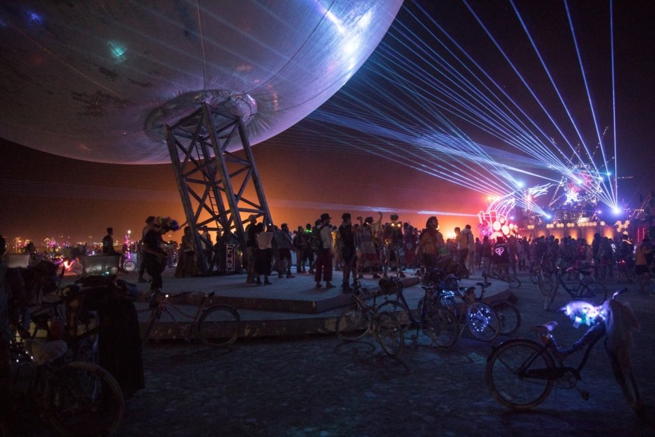 Burning man фестиваль ночь