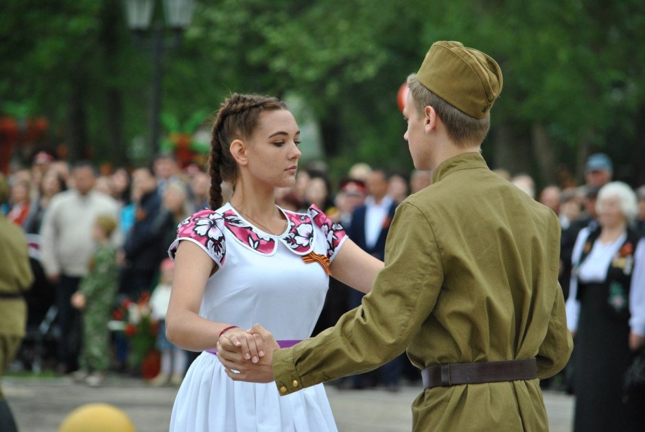 Конкурс ансамблей бальных танцев