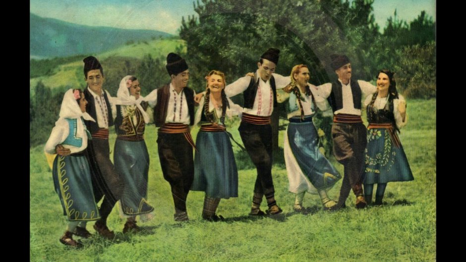 Сербский ансамбль коло