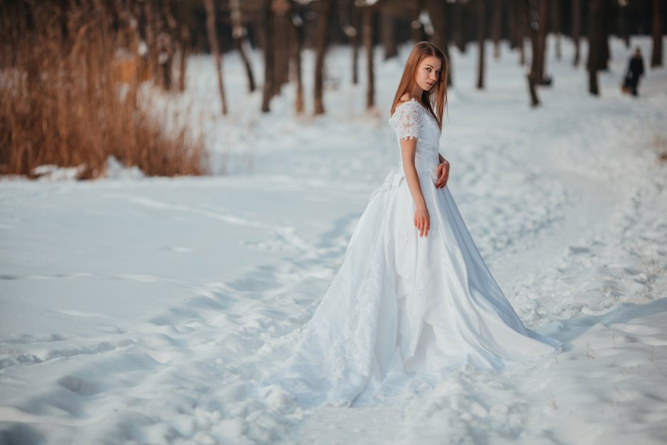 Теплое свадебное платье